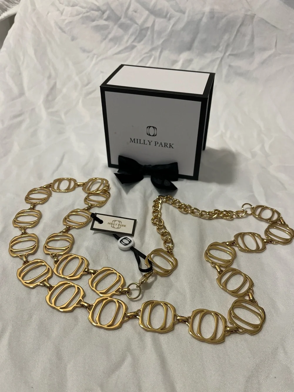 Milly Park New with Tags Gold Link Statement Medium Logo Chain Belt 40-42 inches